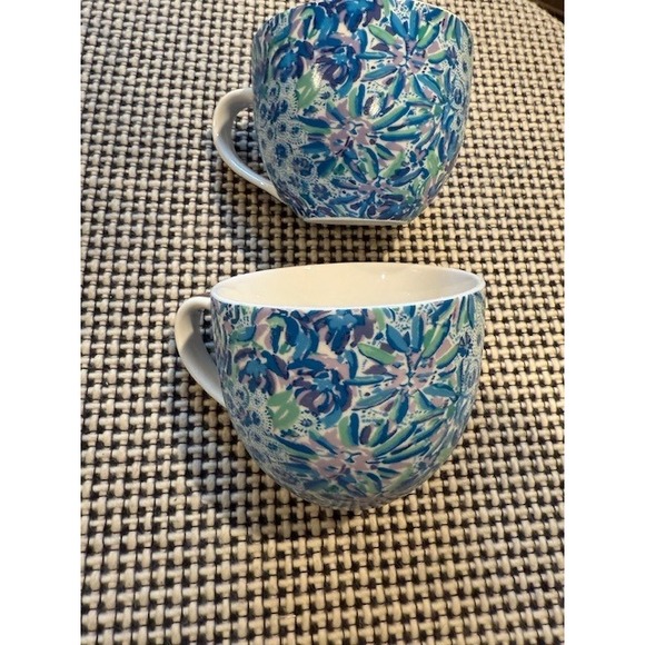 Lilly Pulitzer blue Floral Coffee Mugs Set of 2, Ceramic Tea Cup‎ set of 2 - Picture 1 of 7
